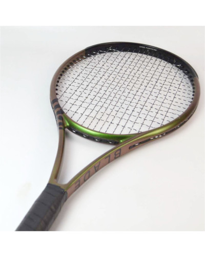 Raquete de Tênis Wilson Blade 100 UL V8 - L2 Raquete de Tênis Wilson Blade 100 UL V8 - L2